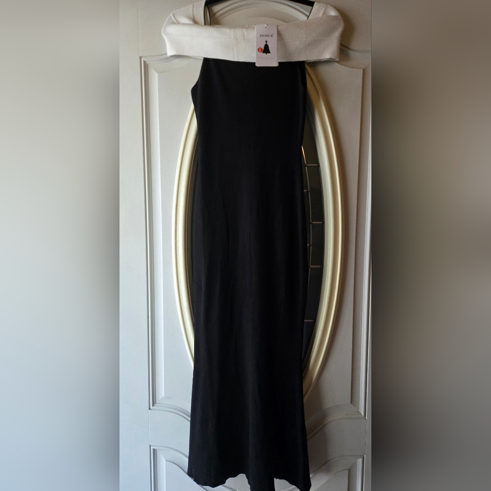 NWT Zesica Black and White Off-Shoulder Maxi Dress - Picture 4 of 8